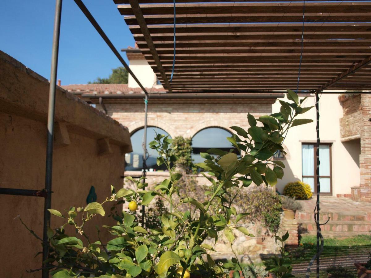 Poggio Magginga Lägenhet Terricciola Exteriör bild